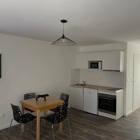 F2 Duplex Proche Cdg, Disney, Paris, Asterix Apartamento